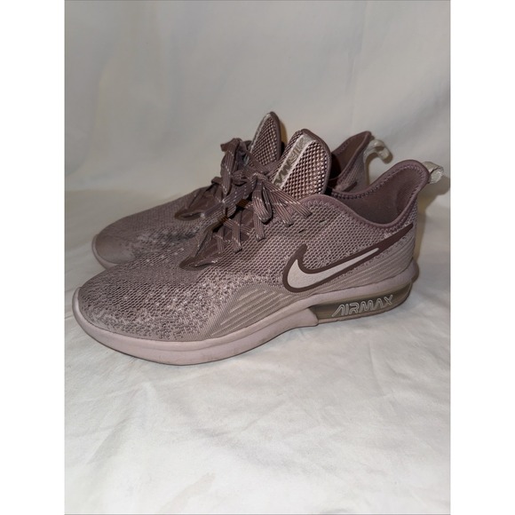 Nike Air Max Sequent 4 Womens Size 9 Athletic Running Shoes Pink Rose A04486 600 - Picture 1 of 8